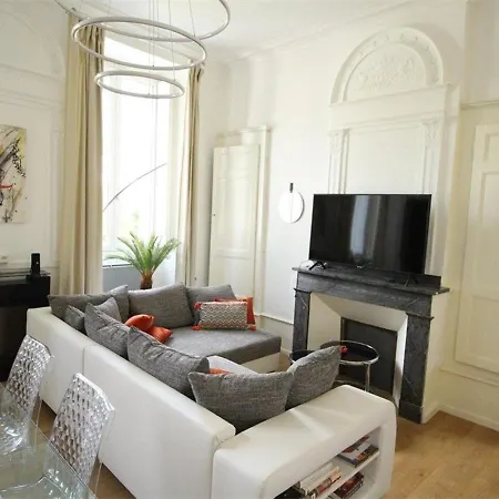Apartamento Luxueux T3 Centre-ville, 4 Pers, Proche Thermes Et Telecabine - Fr-1-313-172 Bagnères-de-Luchon